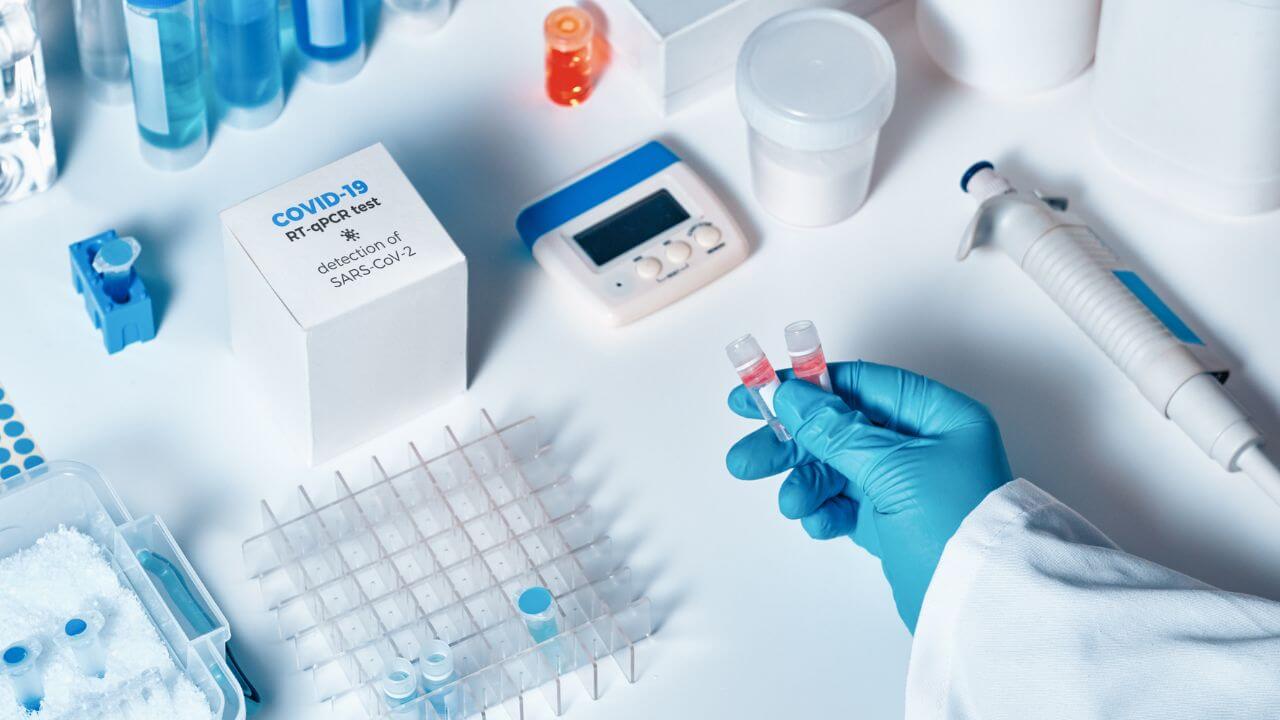 Antistatic Properties of Pharmaceutical Packaging Materials